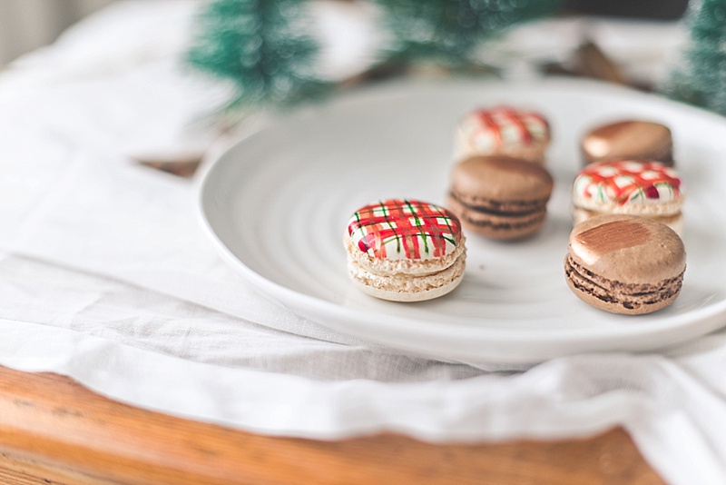 DIY winter wedding favors with festive painted macarons