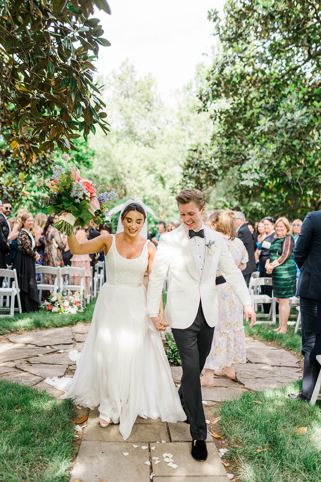 Beautiful modern garden weddings ideas with colorful flowers