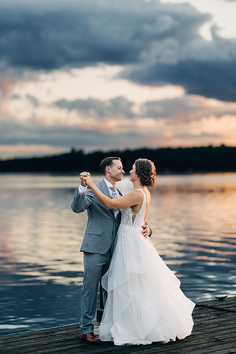 Orange citrus wedding ideas for this Boathouse at Sunday Park Richmond Virginia wedding