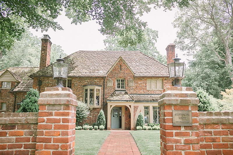 Beautiful classic Virginia House wedding venue in Richmond Virginia